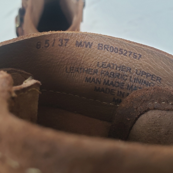 Born NWOT Moraga Suede Booties size 6.5 - Picture 5 of 6